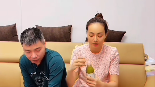 Gia đình chị Ngọc Hà Lê và anh Công Lý đã tin tưởng lựa chọn và gắn bó cùng Clean & Healthy
